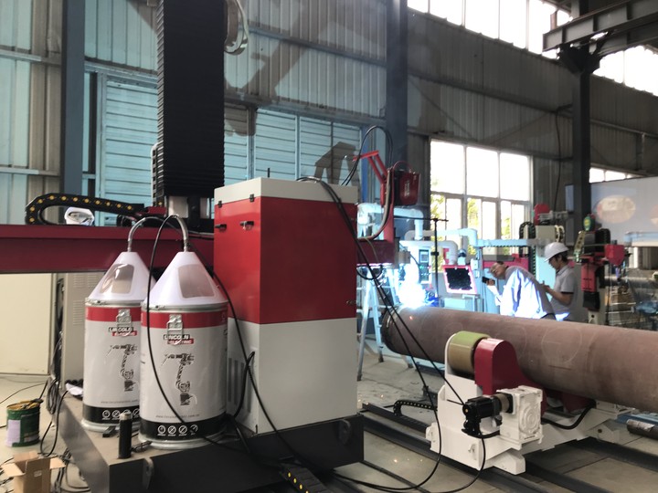 What are the characteristics of welding thermal processes?