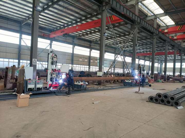 flange and pipe welding machine