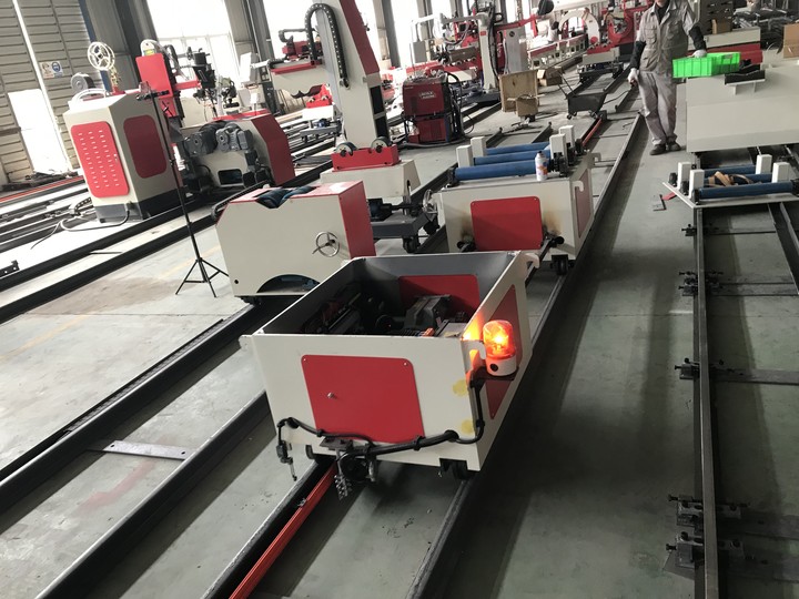 Low-Voltage Sliding Cable Power Conveying System